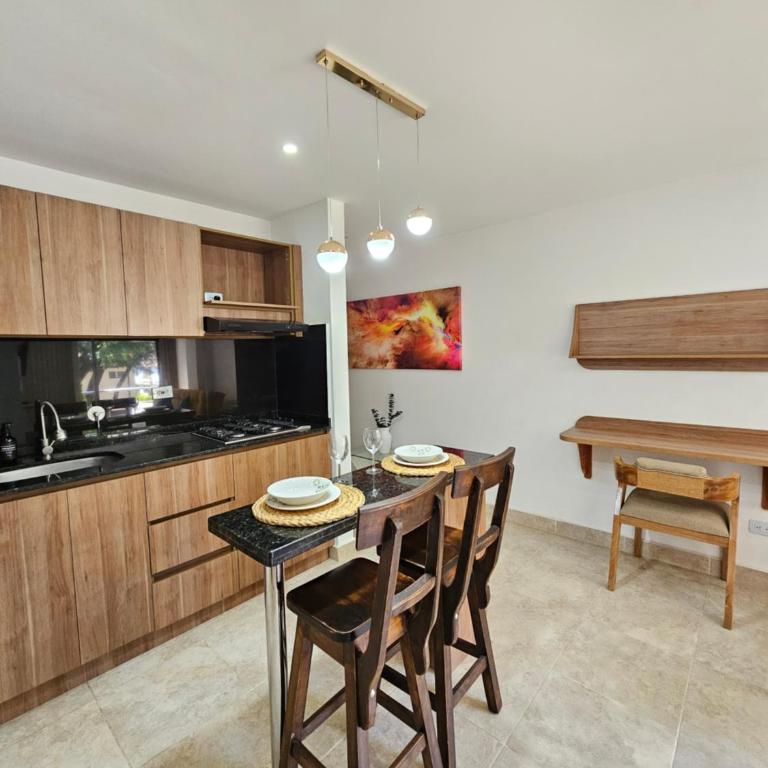 Medellín te Espera Modern & Central Apartment for Travelers - One-Bedroom Apartment - 7