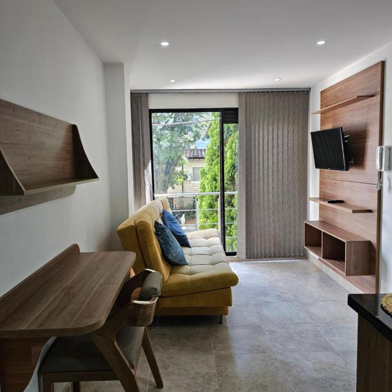 Medellín te Espera Modern & Central Apartment for Travelers - One-Bedroom Apartment - 5
