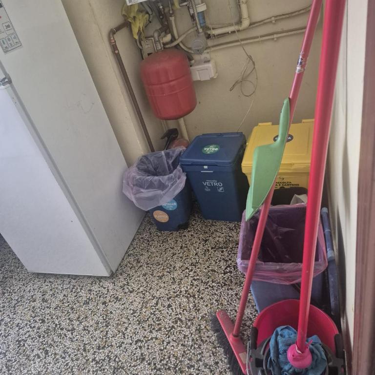 Appartamento completo o Camere private, Lecco Centro vicino alla stazione e al lago - Appartamento Premium con 3 Camere da Letto e Balcone - 7