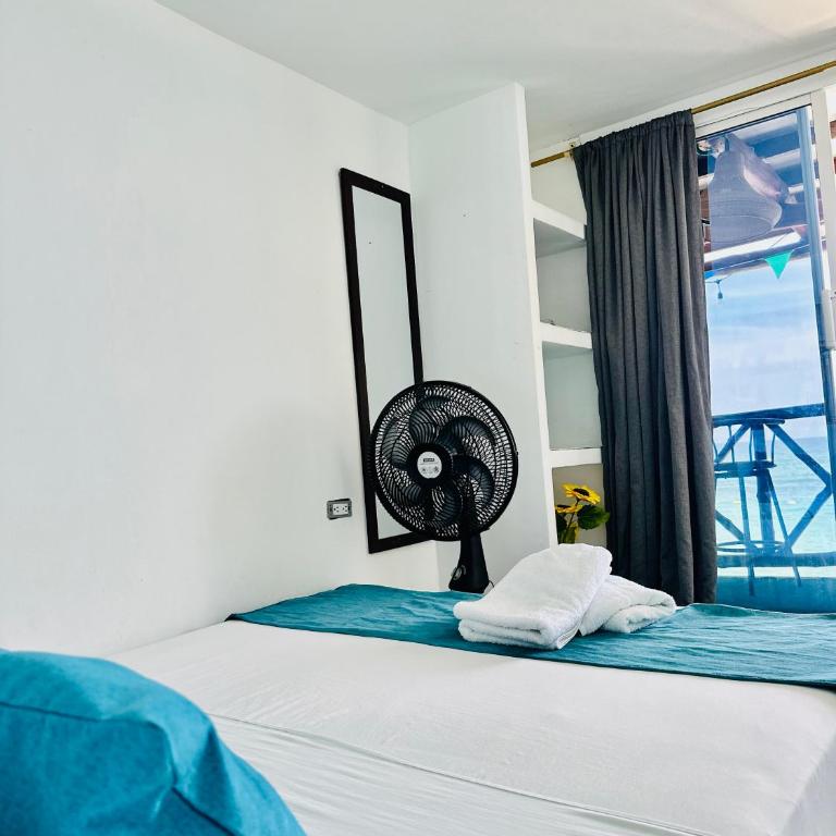 Hotel MB - Habitación Doble con vistas al mar - 3