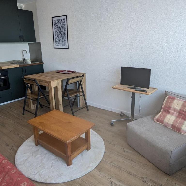 Appartement cosy 2 pièces, 4 pers, pied des pistes - FR-1-557-140 - Appartement - 5