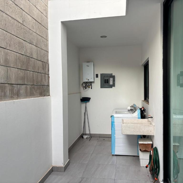 Casa palmera y sol - Three-Bedroom House - 26