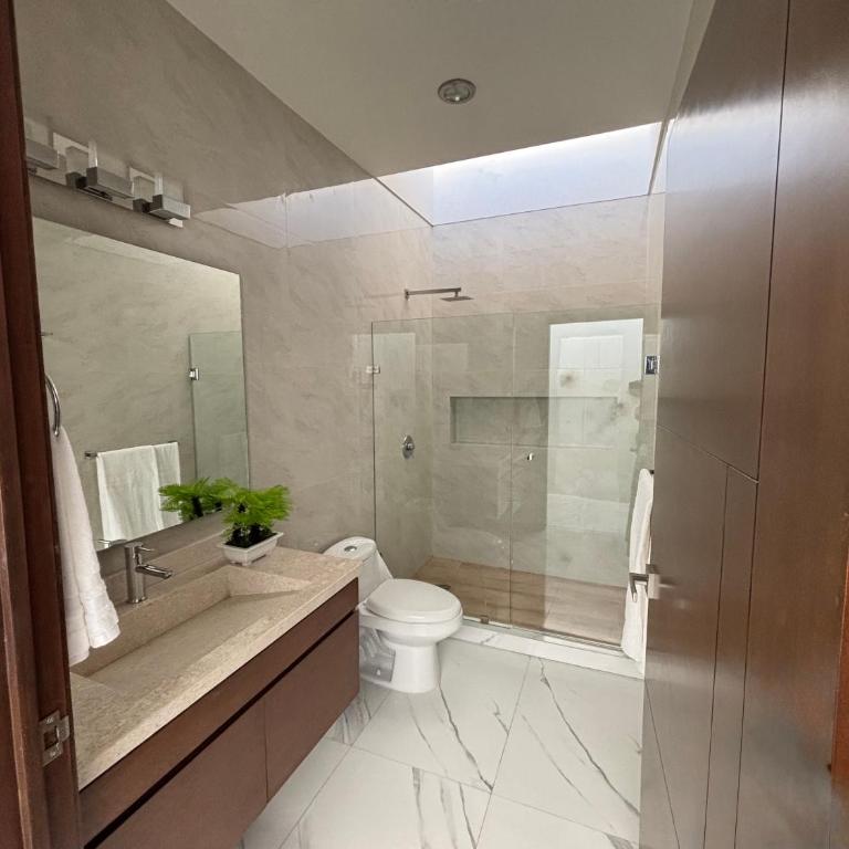 Casa palmera y sol - Three-Bedroom House - 20