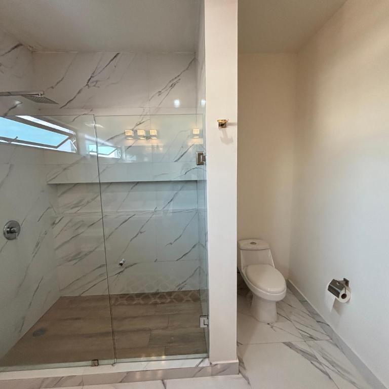 Casa palmera y sol - Three-Bedroom House - 17