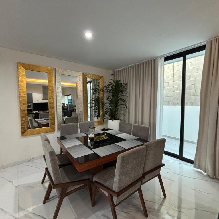 Casa palmera y sol - Three-Bedroom House - 3