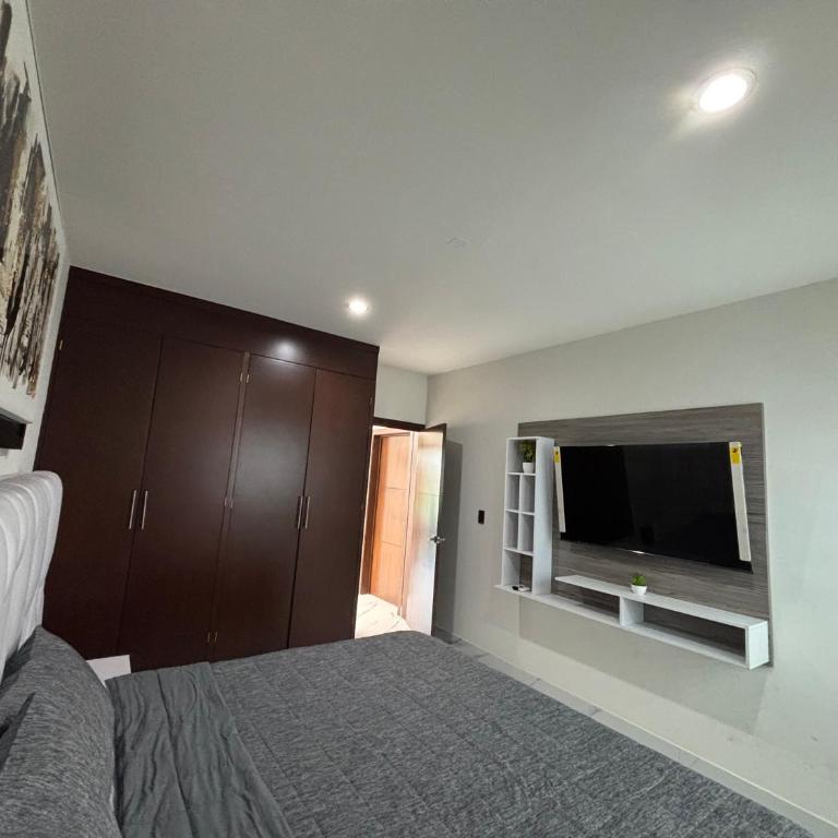 Casa palmera y sol - Three-Bedroom House - 24