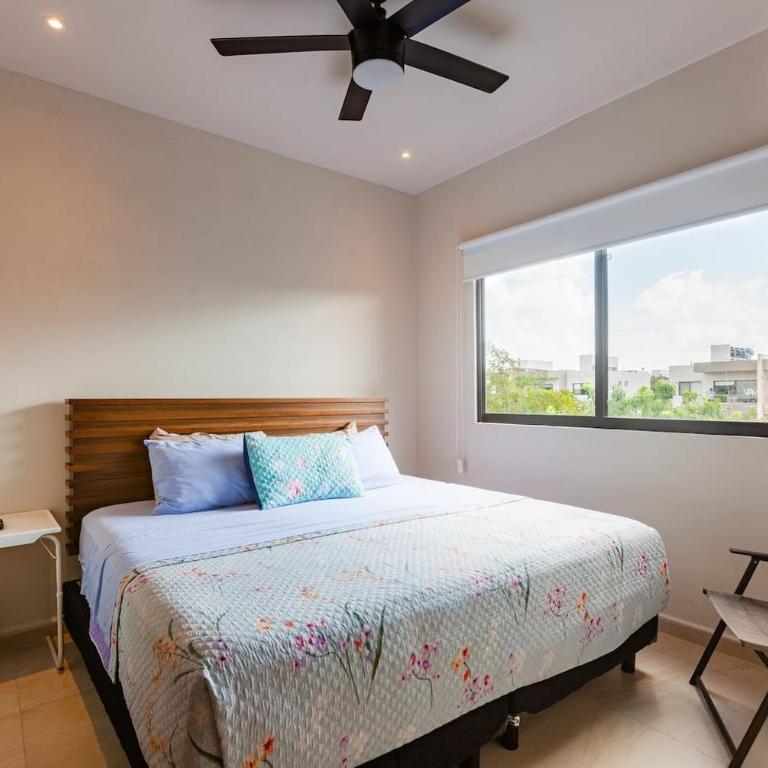 FamilyFriendly10min to BeachWIFI200MB6PoolsGym - Three-Bedroom Apartment - 8