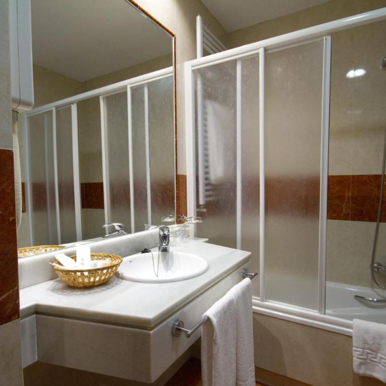 Hotel Los 5 Pinos - Chambre Lits Jumeaux - 1