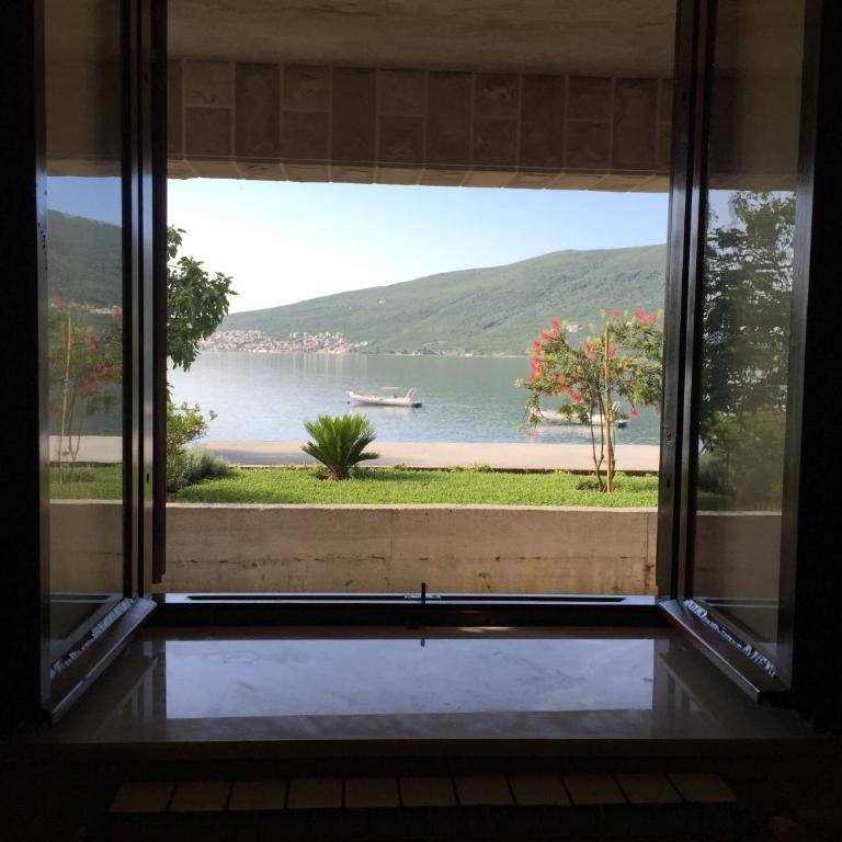 Apartments Seaside Baosici - Apartment - Ground Floor - 3