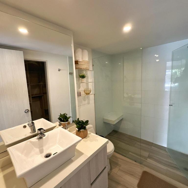 Moderno Apartamento en el Poblado cerca a Provenza 3H Capacidad 8 personas - Apartamento Deluxe - 3