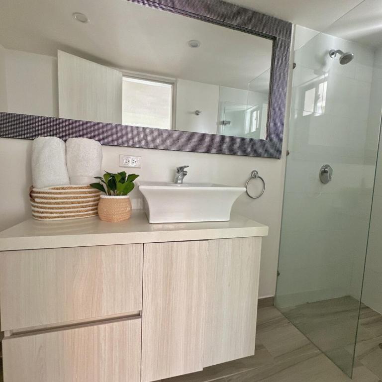 Moderno Apartamento en el Poblado cerca a Provenza 3H Capacidad 8 personas - Apartamento Deluxe - 28