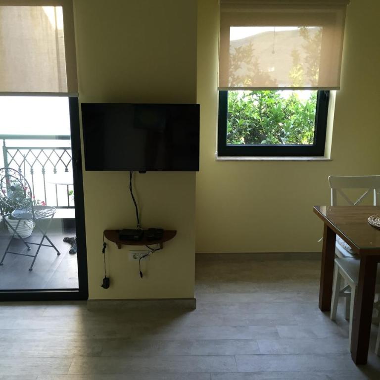 Apartments Seaside Baosici - Apartment with Sea View - 13