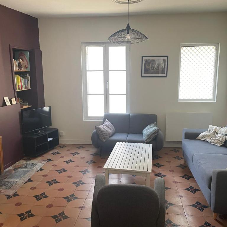 2 gîtes mitoyens - 10 personnes - Jardin - Centre Saint Aignan - Ferienhaus mit 4 Zimmern - 11