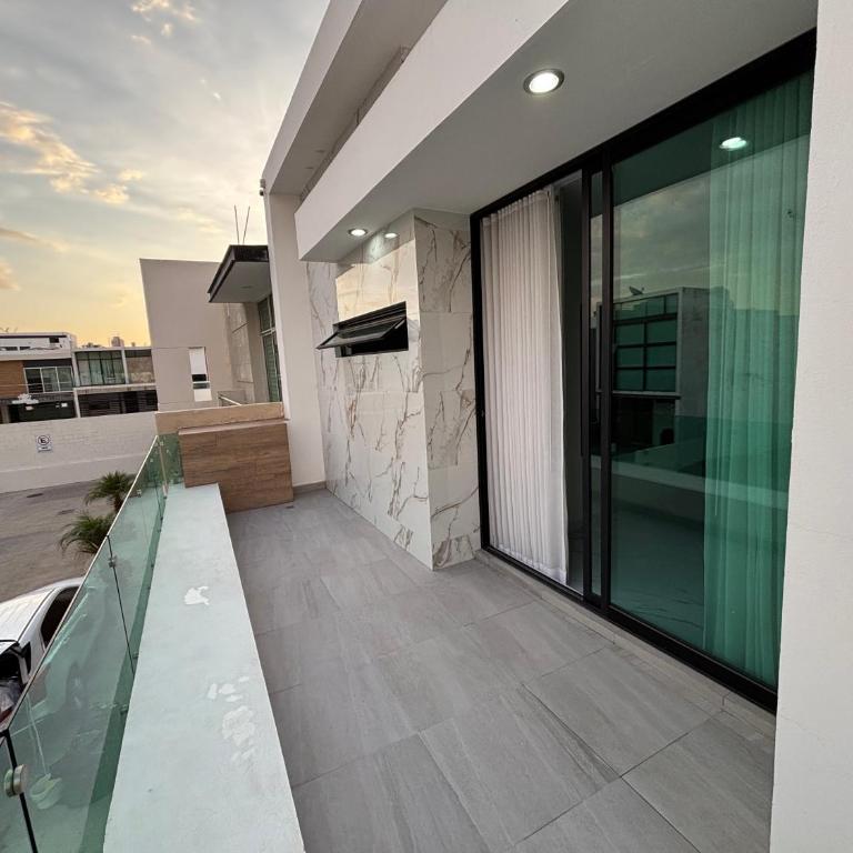 Casa palmera y sol - Three-Bedroom House - 13