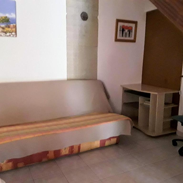 Vacances Méditerranée T2 dans aile de villa - Maison 1 Chambre - 9