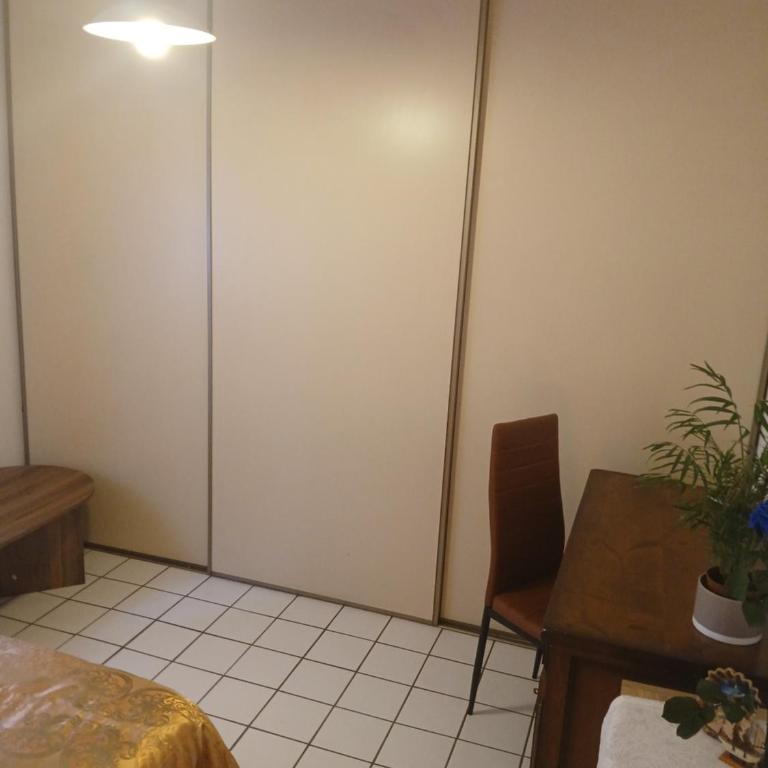 COMME A LA MAISON Chez Domi Coquet T2 Avec JARDIN - Chambre Double - 6