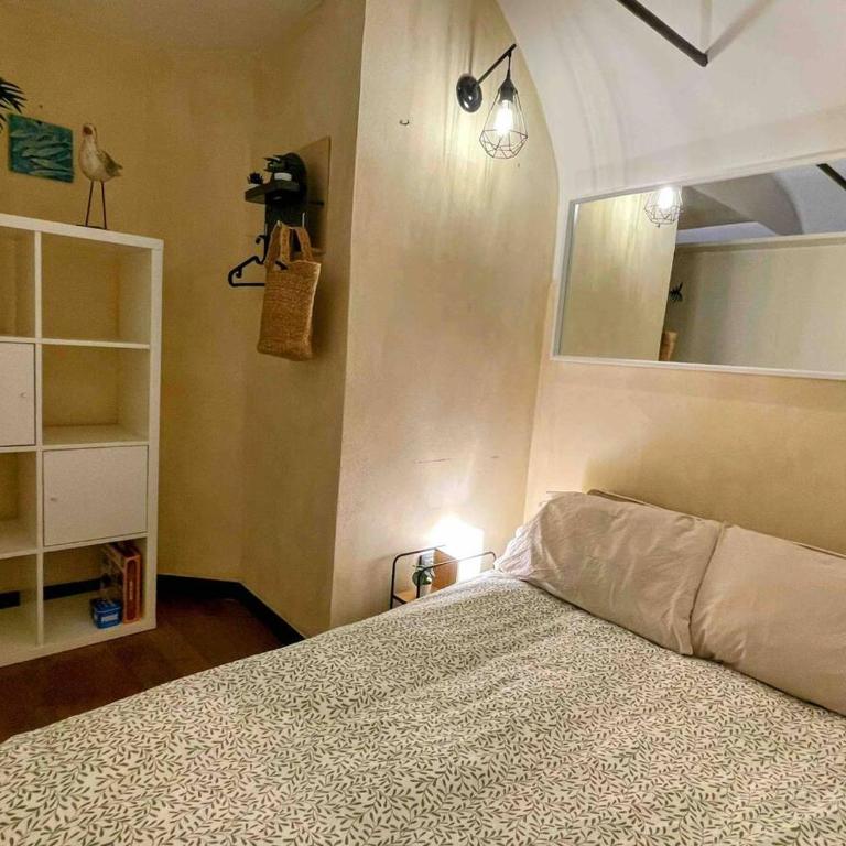 Charming 16th-century flat in the heart of Genova - Appartamento con 2 Camere da Letto - 11