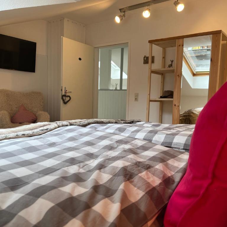 Leos Bergwelt - Doppelzimmer mit Gemeinschaftsbad - 5