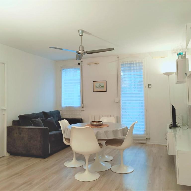 Studio moderne et lumineux avec parking couvert, animaux acceptés - FR-1-555-6 - Studio - 4