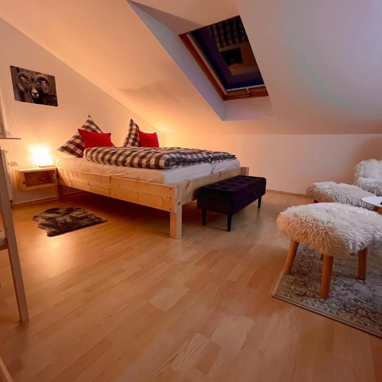 Leos Bergwelt - Doppelzimmer mit Gemeinschaftsbad - 26