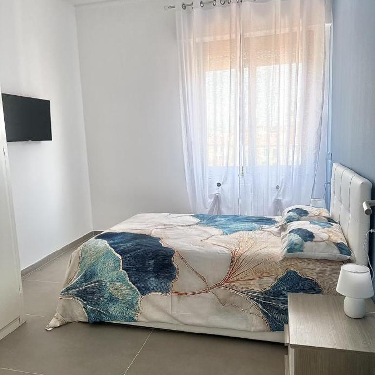 Paradise House - Two-Bedroom Apartment - 12
