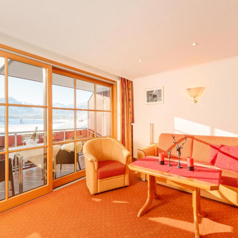 Familien- und Wellnesshotel "Viktoria" - Suite (11) - 2