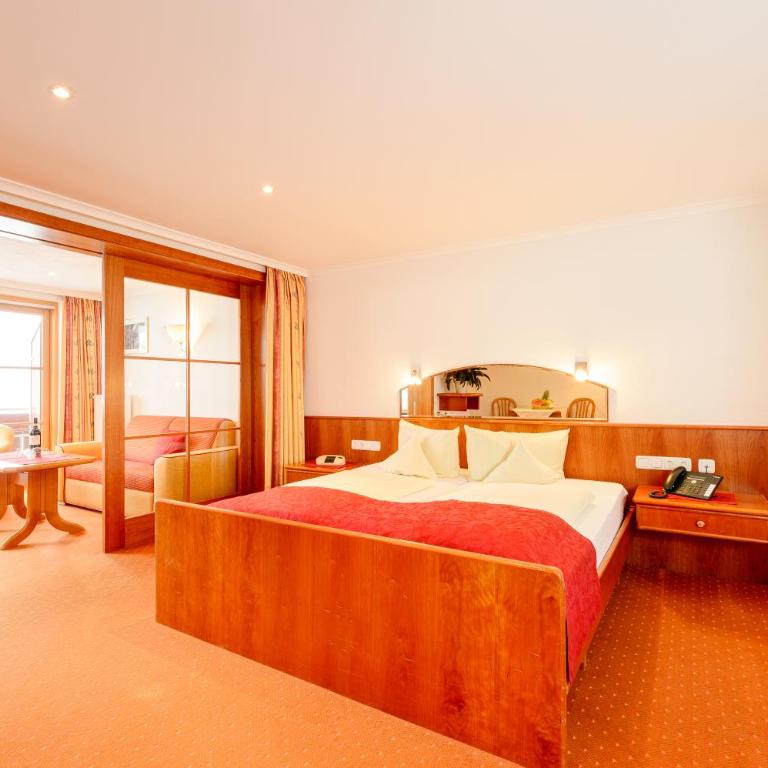 Familien- und Wellnesshotel "Viktoria" - Suite (10) - 2
