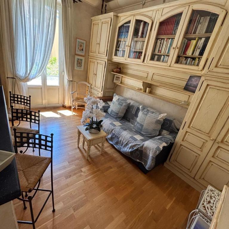 2 pièces au centre de Monaco - Appartement 1 Chambre - 1