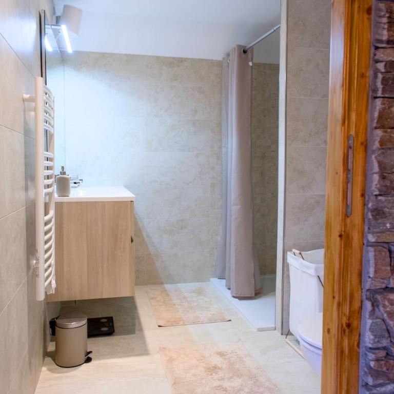 Superbe duplex sauna piscine Vars - pied des pistes - Four-Bedroom Luxury Apartment - 36