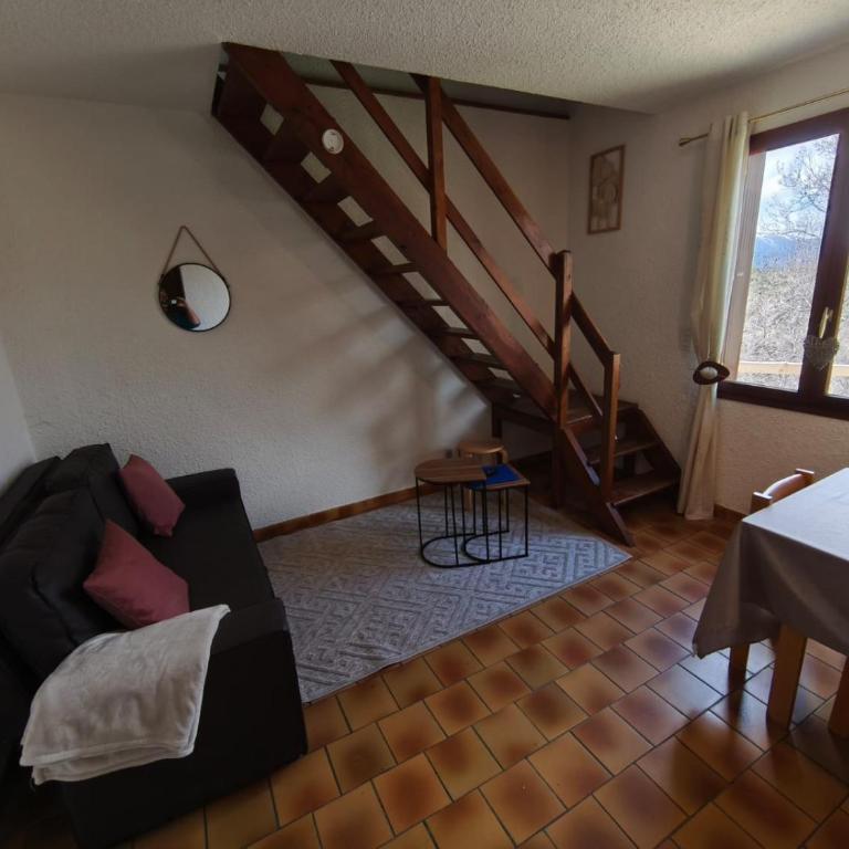 Six Duplex à la montagne POMPIERY - Apartamento Dúplex - 1