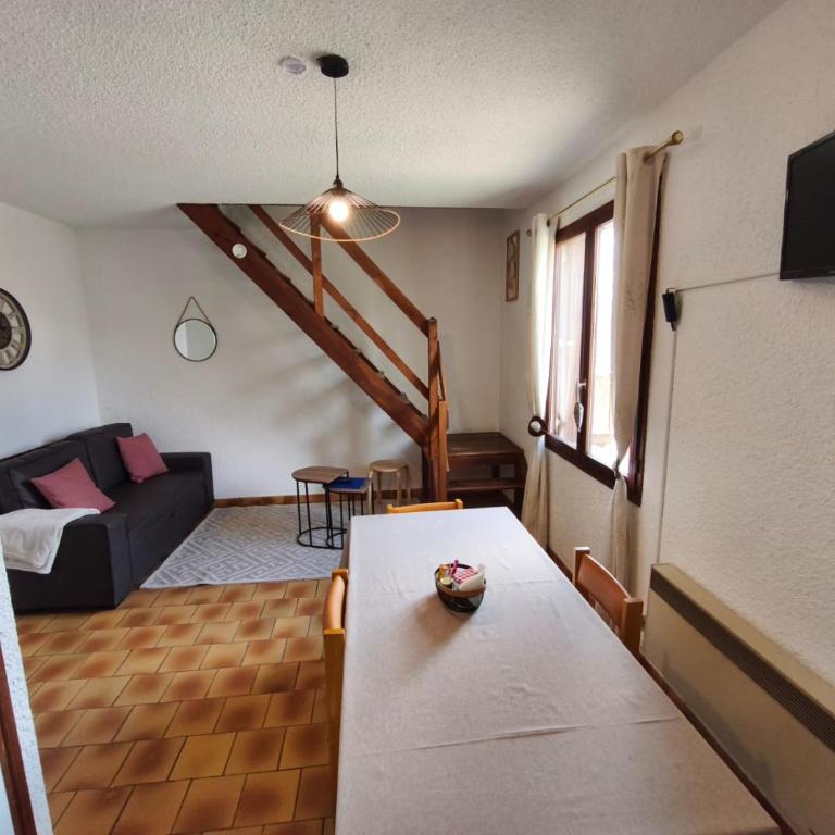 Six Duplex à la montagne POMPIERY - Apartamento Dúplex - 2