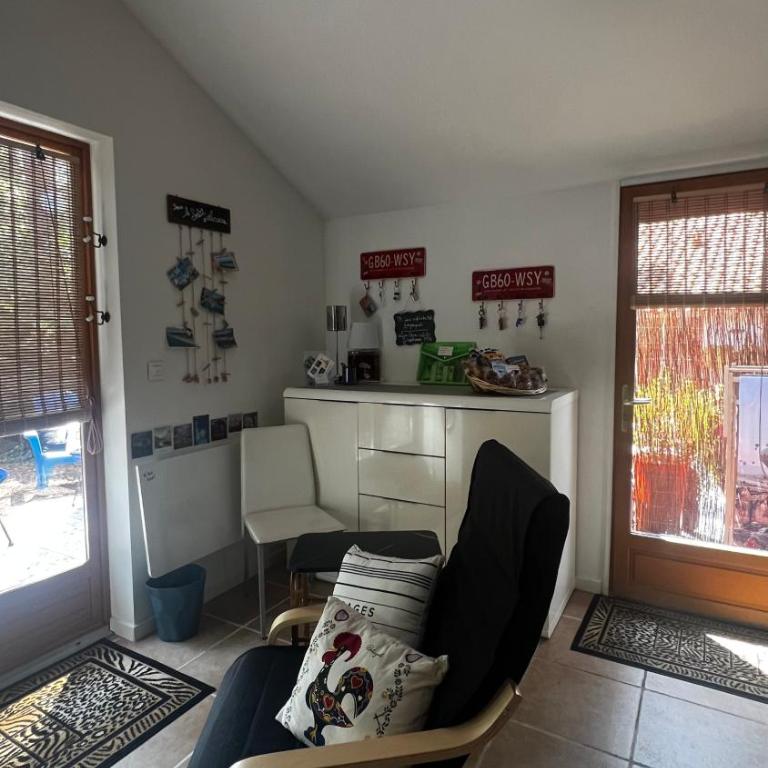 Le Cabanon entouré de Pins - Chalet 2 Chambres - 17