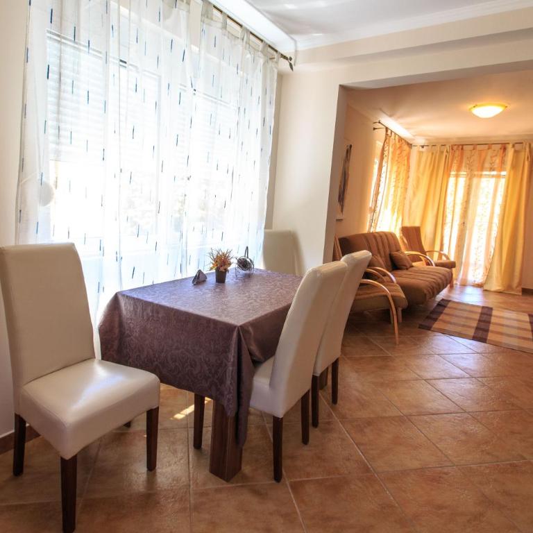 Yu&li Rose Apartments Adriatic - Deluxe One-Bedroom Apartment with Harbour View - 7