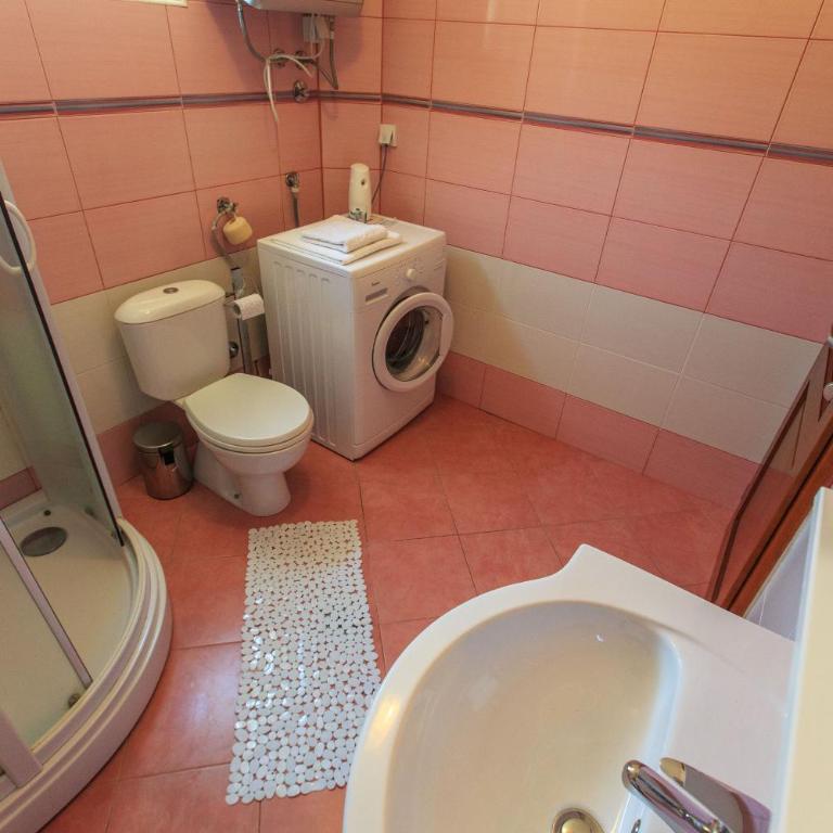 Yu&li Rose Apartments Adriatic - Deluxe One-Bedroom Apartment with Harbour View - 8