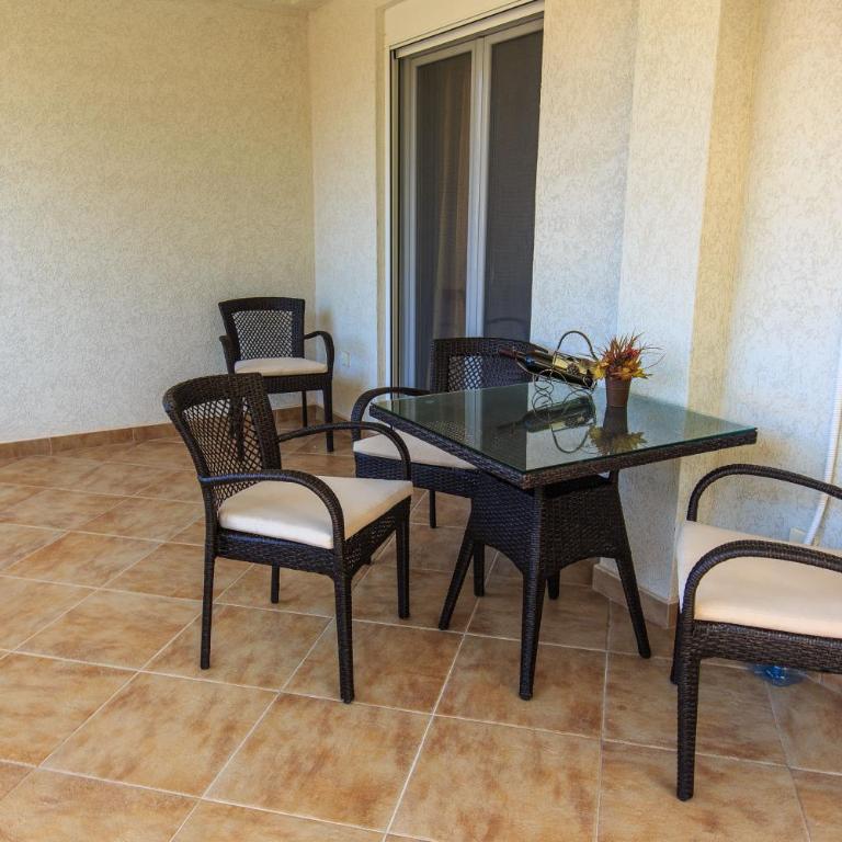 Yu&li Rose Apartments Adriatic - Deluxe One-Bedroom Apartment with Harbour View - 11