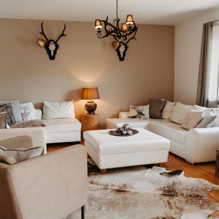 Chalet Austria, famous ski areas around us, 15 min to salzburg city, direct mountain view, up to 10 people - Chalet - 8