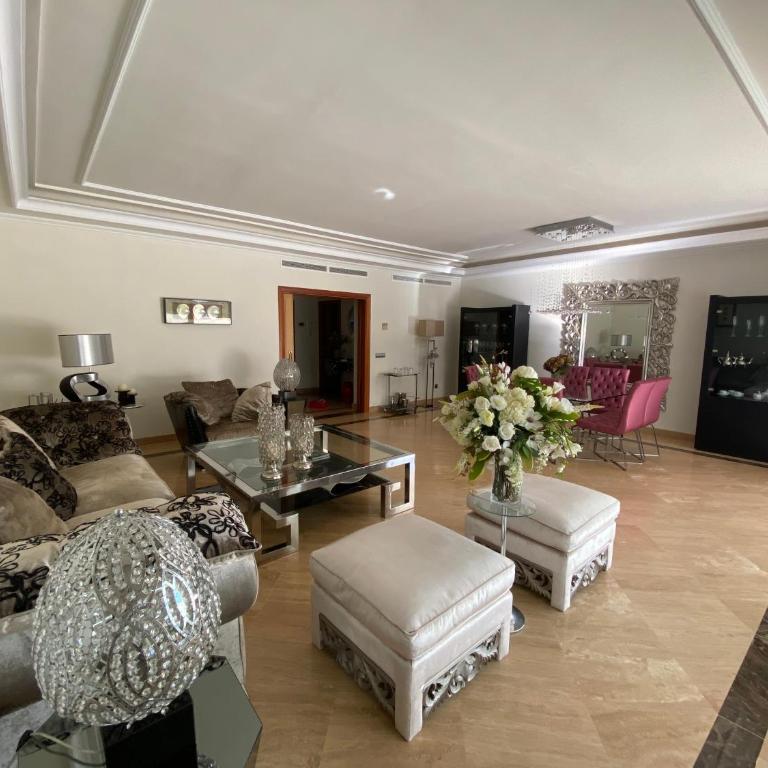 Lujo, Tranquilidad, Prestigio y Golf en Marbella - Nueva Andalucia y Puerto Banus - Deluxe Apartment - 14
