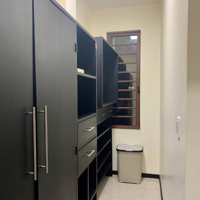 Great Blue Heron Modern Apartment - Apartment - Split Level - 4