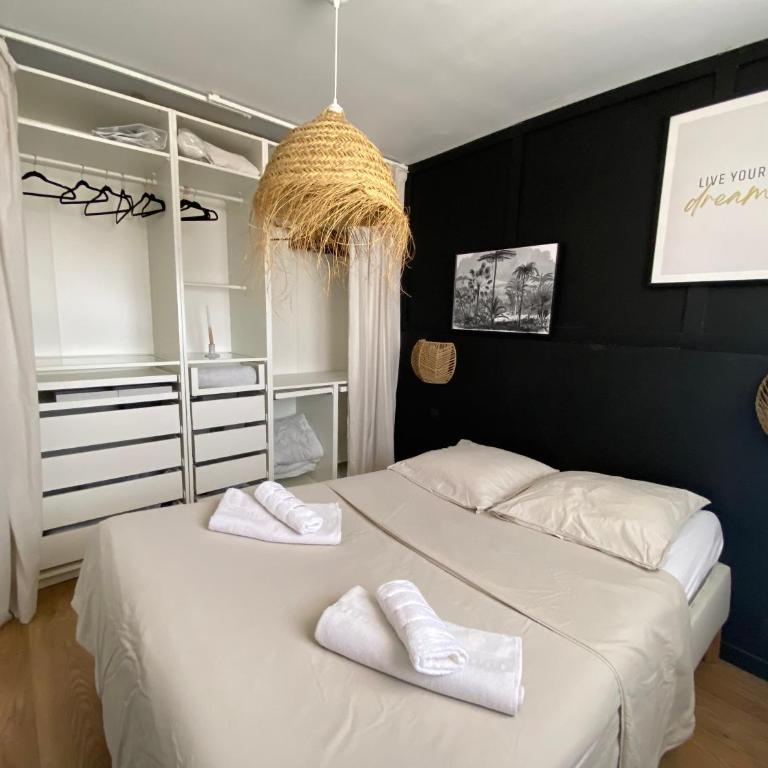 Duplex Lumineux- Vue Canal- Centreville- 5personnes - Appartement 2 Chambres - 13