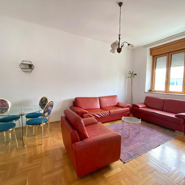 Heart of the city big 1BR on Independence square - One-Bedroom Apartment - 1