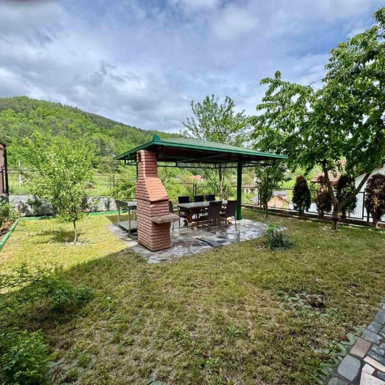 Stari grad Kuca - Apartman sa 2 Spavaće Sobe - 4