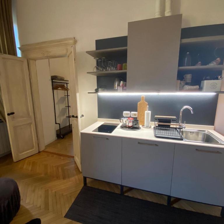 Casa Marzia - Appartamento con 1 Camera da Letto - 11