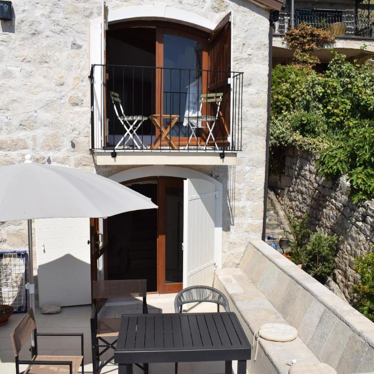 Unique stone apartment Villa M - One-Bedroom Apartment - 1
