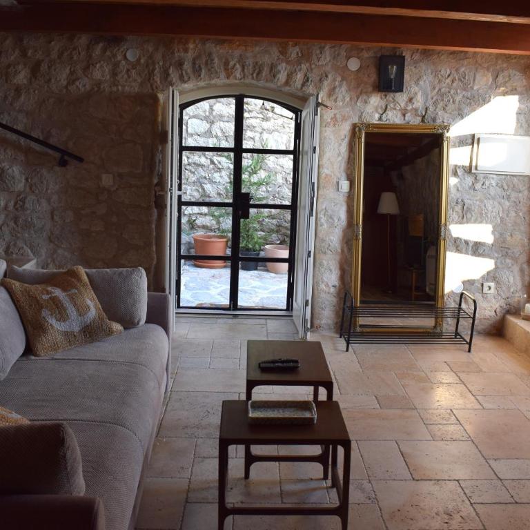 Unique stone apartment Villa M - One-Bedroom Apartment - 16