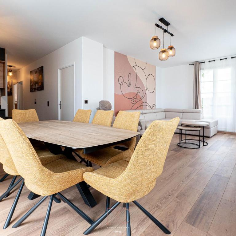 Disneyland-Paris, 12 pers, 2 parkings, Wifi - Apartment - 12