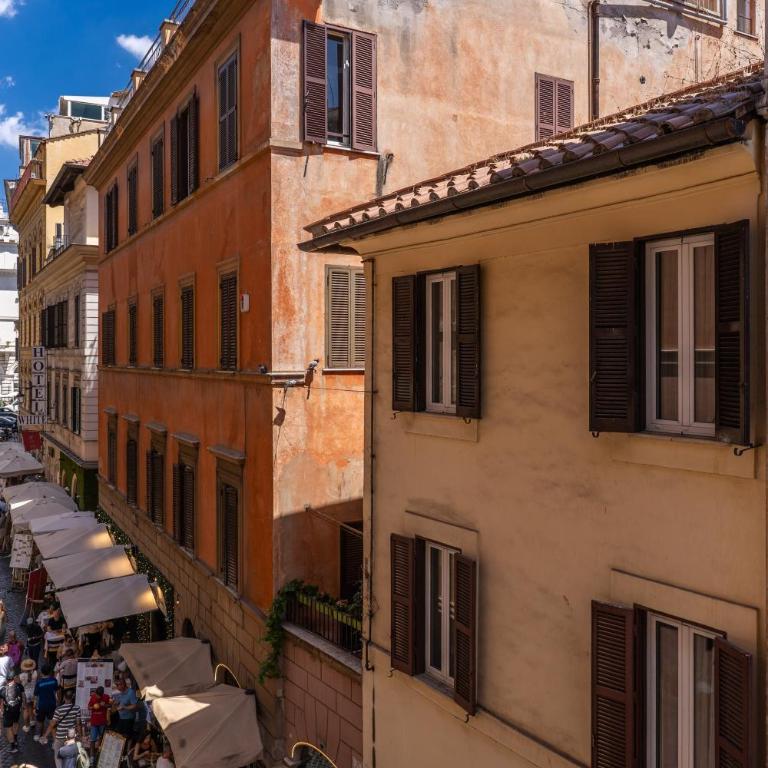 Trevi Central Suite - One-Bedroom Apartment - 31