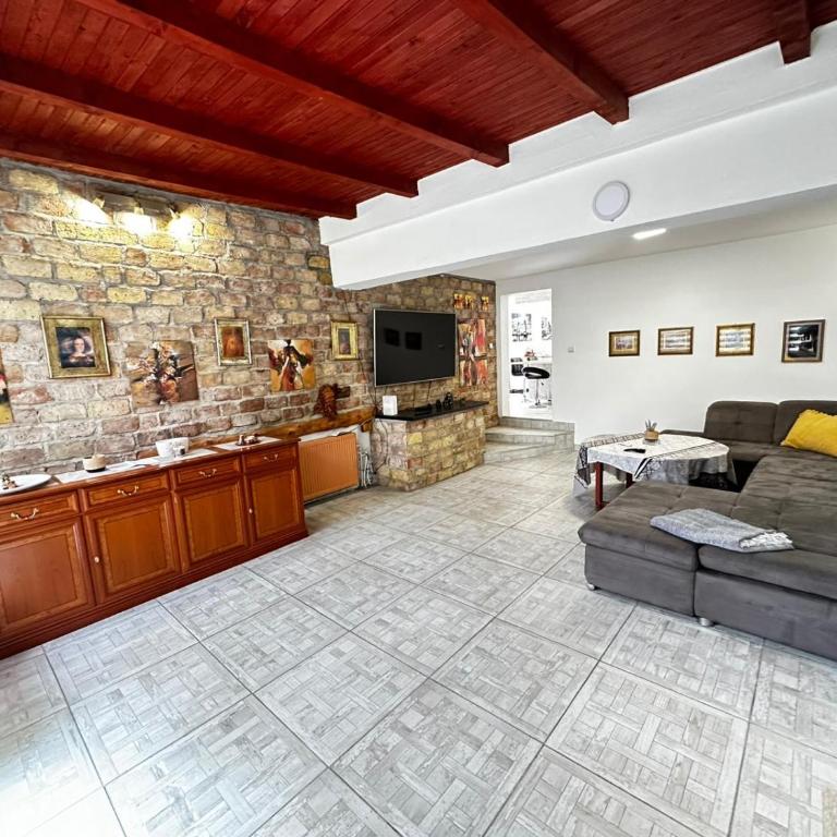 Amynatur - Villa with Private Pool - 8