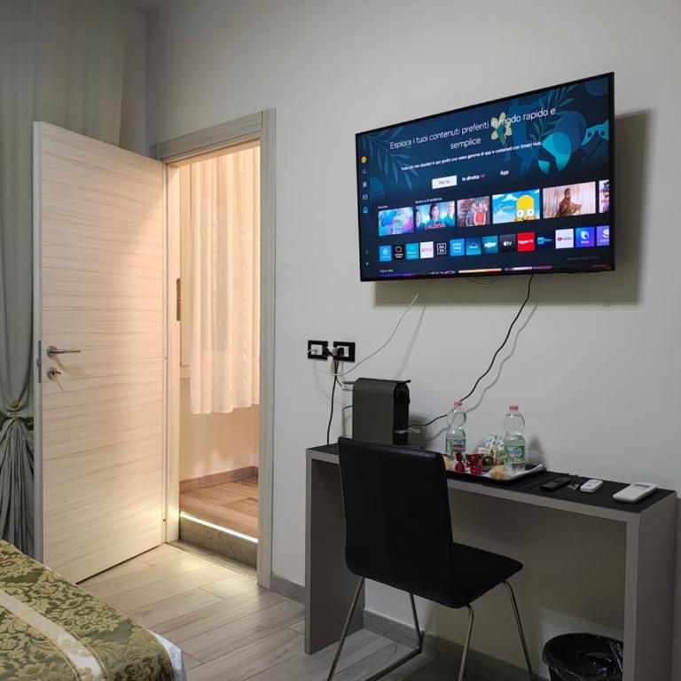 L.ADY HOME - Double Room with Private Bathroom - 14