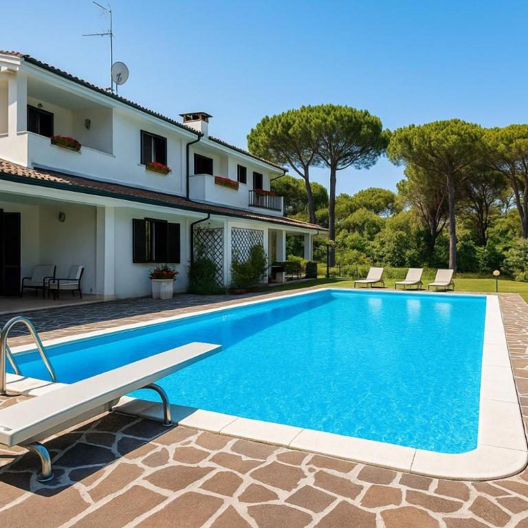 Villa by the Sea and Pool - Villa - 6