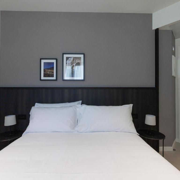 Hotel Stelvio Tirano - Double or Twin Room with City View - 3